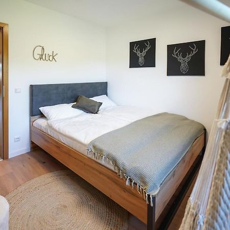 Ferienwohnung "Wie Dahoam" Chieming Exteriér fotografie